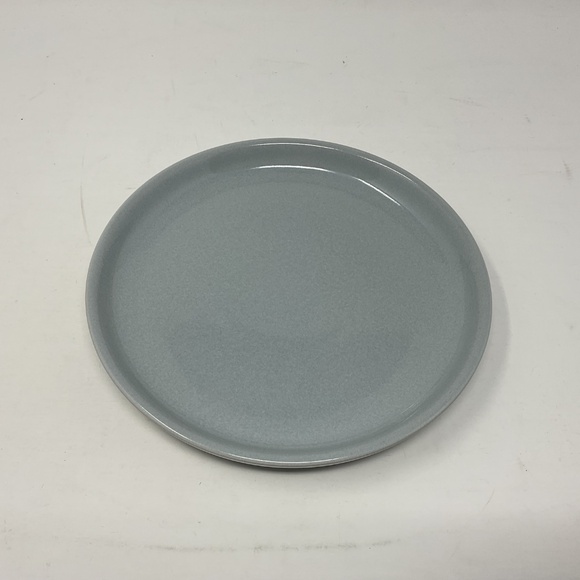 Denby Intro Soft Grey Stoneware Coupe Side Salad luncheon Plate - Picture 2 of 5